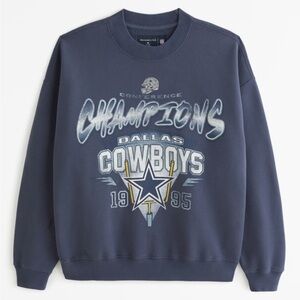 Abercrombie Dallas Cowboys Navy Blue Sweater